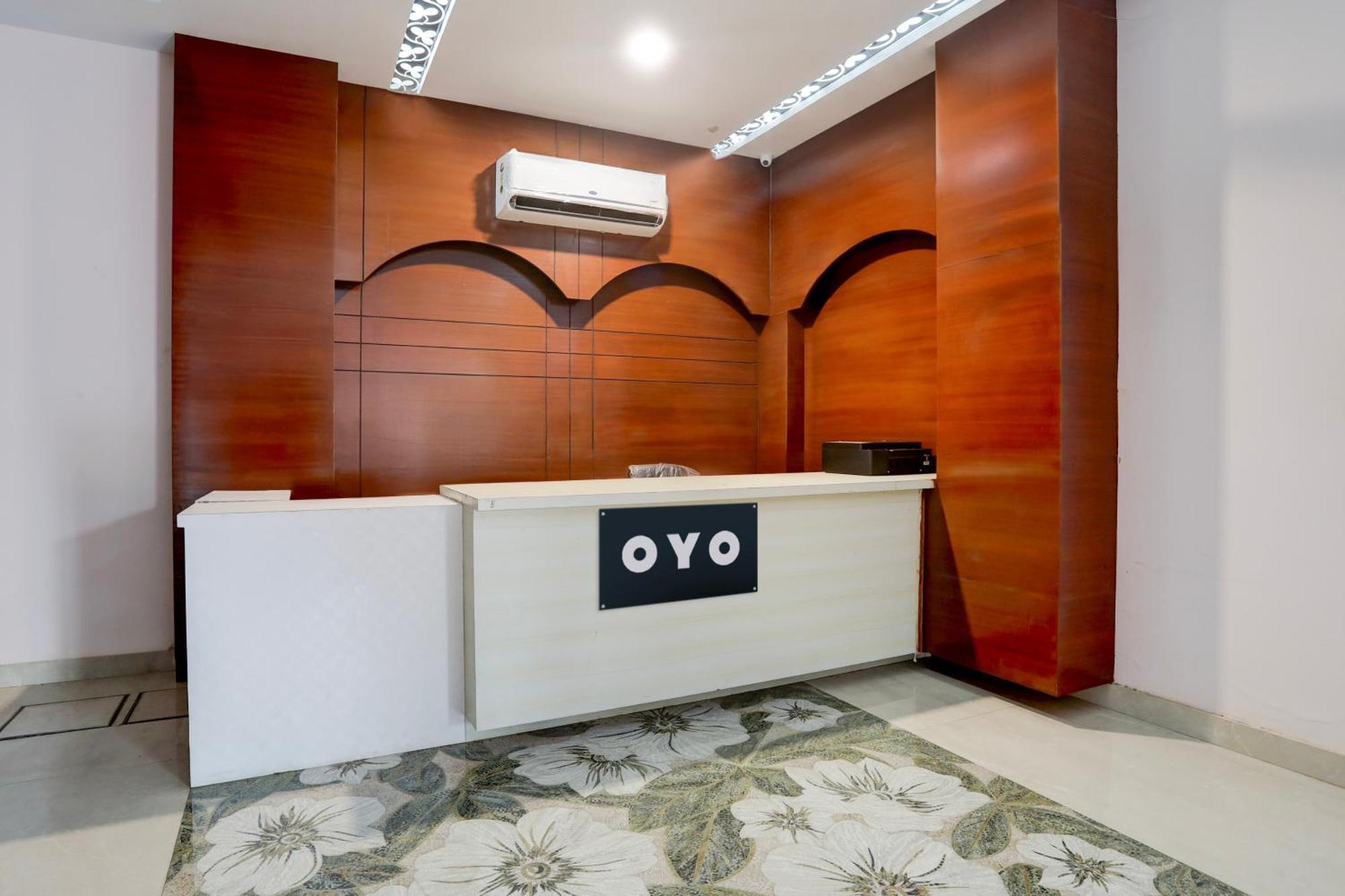 Hotel O Rana Hotel & Restaurant 密拉特 外观 照片