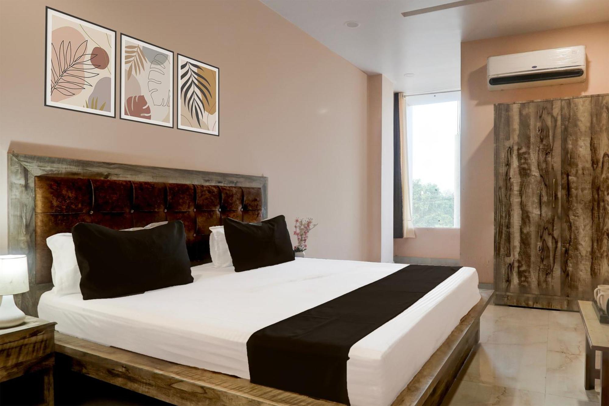 Hotel O Rana Hotel & Restaurant 密拉特 外观 照片
